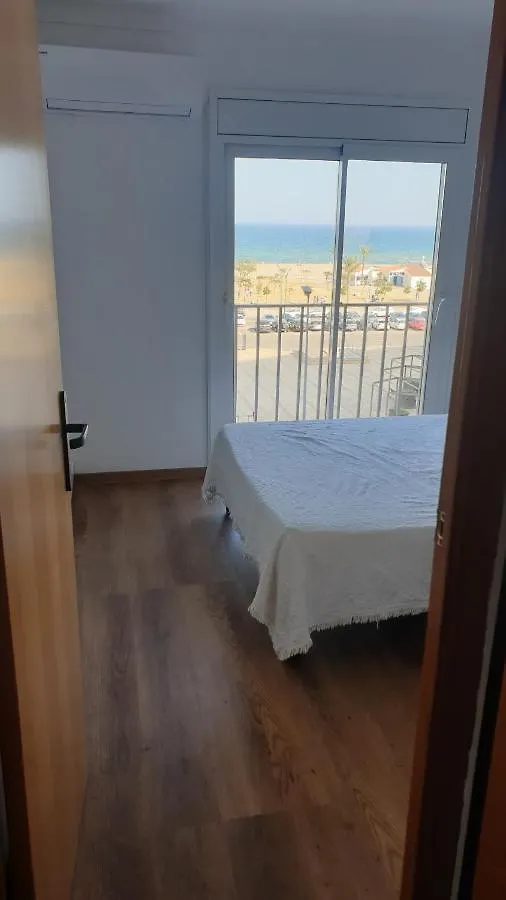 Les Vagues Au Balcon Apartamento Ampuriabrava